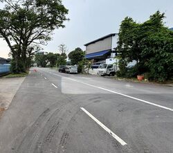 Gul Drive (D22), Factory #566859901